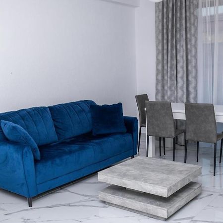 Bb Residence Arad Bagian luar foto