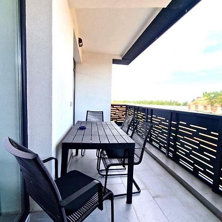 Bb Residence Arad Bagian luar foto
