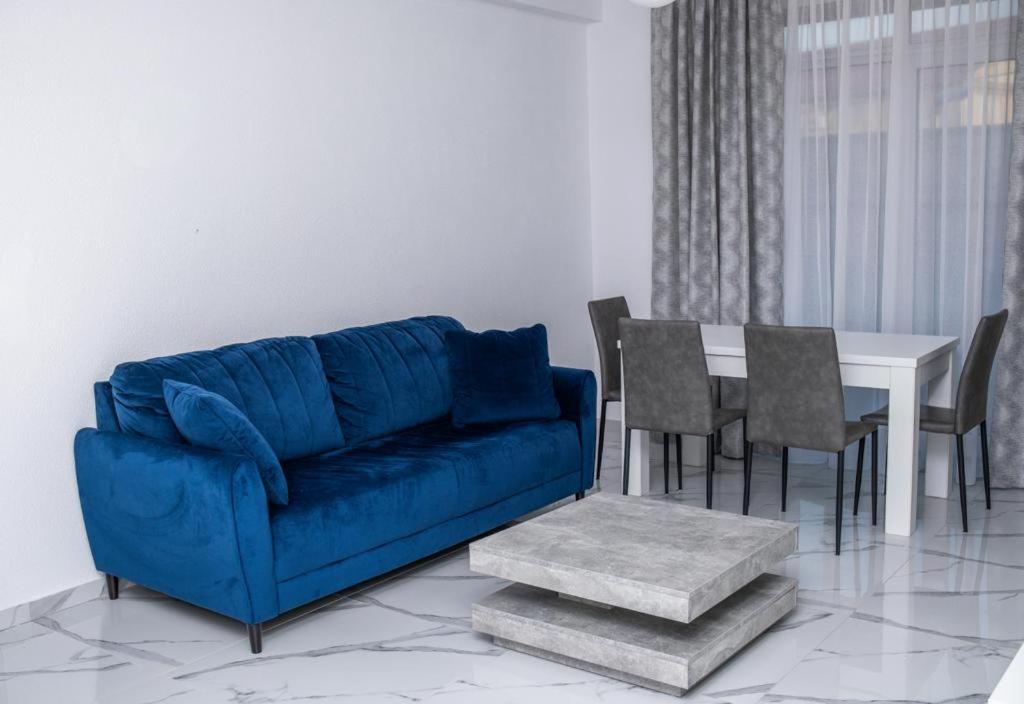 Bb Residence Arad Bagian luar foto