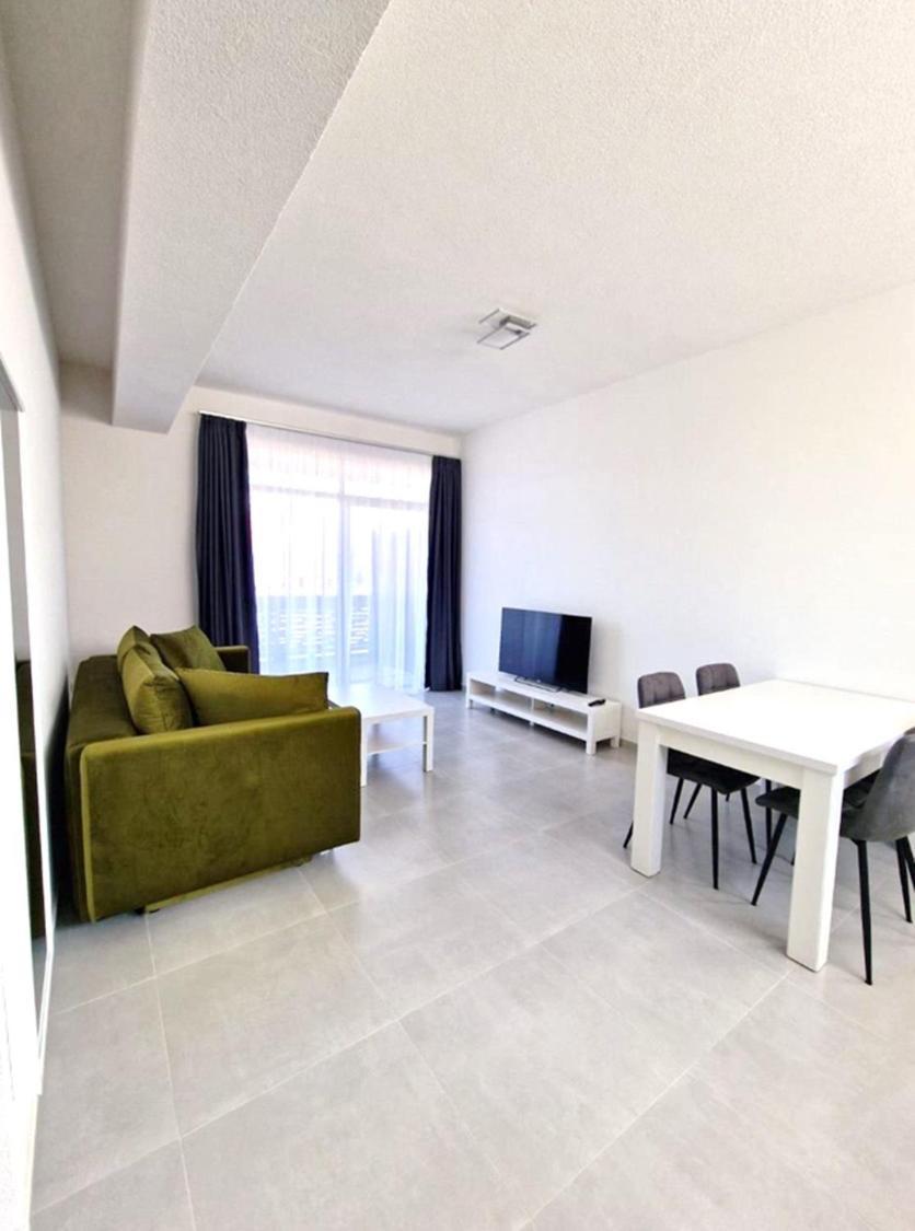 Bb Residence Arad Bagian luar foto
